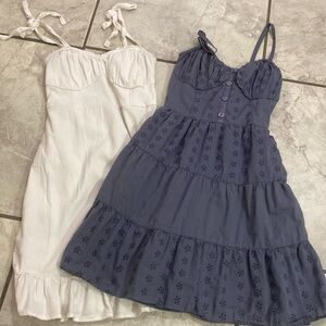 two xs hollister dresses